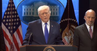 Trump anunció un arancel global del 10% tras el fallo de la Corte Suprema de EEUU